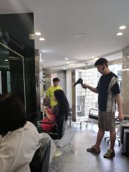-厘里·salon