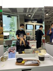 -变画·发型STUDIO