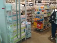 -名创优品(广州萝岗万达广场店)