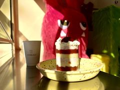 -HOWLULU蛋糕商店