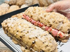 -HOT CRUSH趁热集合·现烤面包(上海环球港店)
