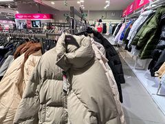 -唯品会(北京国瑞城店)