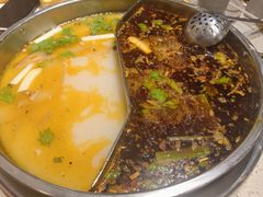 -肖肖酸萝卜鱼火锅(总店)
