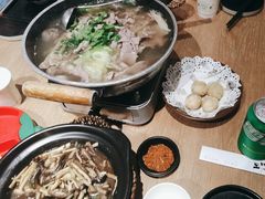 -川堂风·跷脚牛肉·乐山爆炒(宝山日月光店)