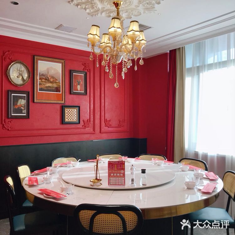 哈尔滨好吃的斑鱼火锅🐟晶莹剔透薄如蝉翼