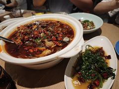 -渝信川菜 · 川味家常菜(财富购物中心店)