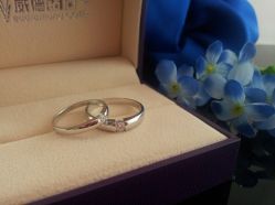 简洁大方的定制对戒-威德钻石-克拉钻大本营(南京东路店)