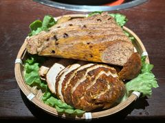 -芸鲜季·云南野生菌餐厅· 云南风物味研社(闵行店)