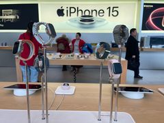 -Apple零售店(华贸购物中心店)