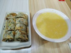 葱饼卷牛肉-台北楚楚园馅饼粥(虹桥南丰城店)