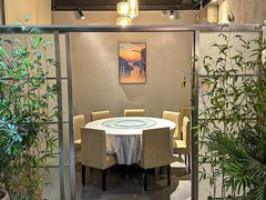 -莲餐厅·湖北菜·潜江小龙虾店(愚园路店)