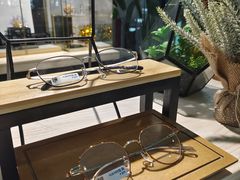 -Trend1881视光·蔡司视觉(领展广场店)
