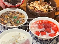 -八月美食小馆(银泰城总店)