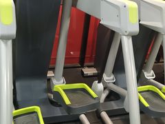 -英特健身俱乐部
