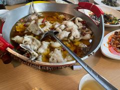 -渝信川菜 · 川味家常菜(财富购物中心店)