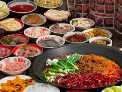 -沸炉重庆老火锅(军事博物馆店)