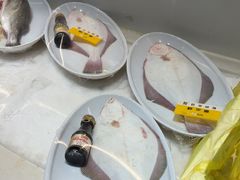 -赶海部落海鲜城(海阳路店)