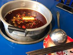 -马路边边 传媒大学店