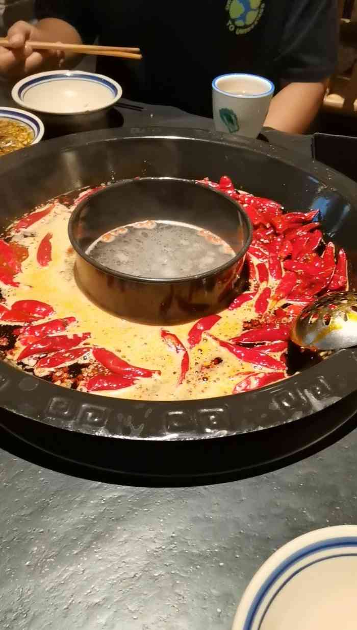 大枫火锅-"大枫实火,特地打了电话问,预约已经一周后.