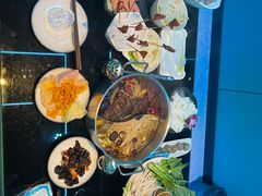 -唯爱KTV聚会餐厅(仙林东城汇店)