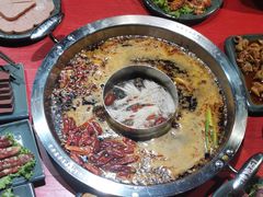 -谭鸭血老火锅(漳州路店)