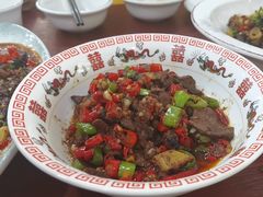 -湖南人家湘菜馆(镇江路店)