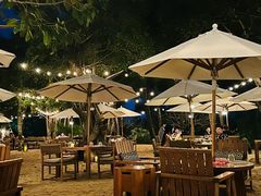 -三亚艾迪逊酒店·海滩烧烤 BARBACOA·现场乐队·浪漫晚餐·烧烤海鲜