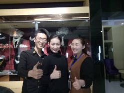 -完美新娘婚纱摄影