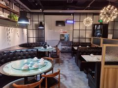 大堂-黄弟大排档·湖南菜·小龙虾·小海鲜(凯旋北路店)