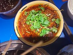 -马路边边麻辣烫(世纪金源店)