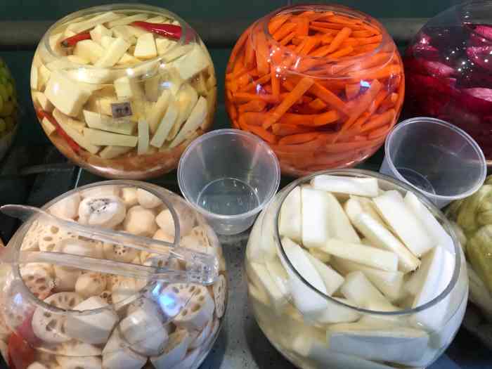 丫丫酸歪歪(欣都龙城v.cpark购物中心)-"开了很久的欣都龙城泡菜店了!