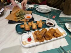 -悦得闲广式点心茶楼(蓝鲸世界店)