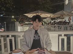 -Mark&Mars Restaurant