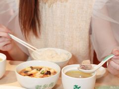 -老乡鸡(上海白玉兰广场店)