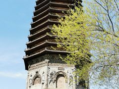 -玲珑塔公园