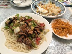 -汗腾格里·风味餐厅(新疆驻京办店)