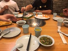 -超越炭火牛蛙火锅鸡(河东店)