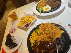 -汤姆家的牛排意面披萨(融创茂店)