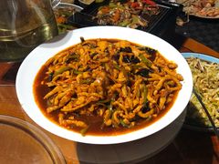 鱼香肉丝-一桶江山餐厅(松北店)