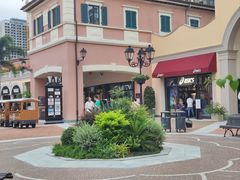 -佛罗伦萨小镇广佛名品奥特莱斯(疏港路店)