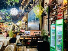 -临界音乐酒馆·小龙虾·江湖菜(华熙LIVE·鱼洞店)
