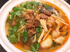 -黔阿牛菌汤牛肉粉全牛火锅(喷水池店)