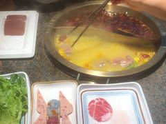 -小天鹅火锅·一线江景洪鼎旗舰店(洪崖洞店)