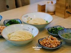 -朱洪元苏式面馆(绿宝广场店)