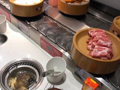 -龍歌自助小火锅(市北CBD万达店)