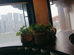 -嫩芽·重庆菜馆(十八梯露台观景店)