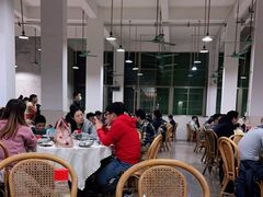 露天位-标记美食新鲜猪杂(兴南大道店)