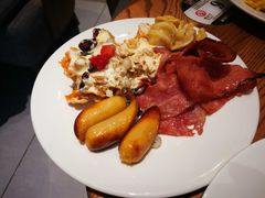 小米肠-YUMI芽米·法式烘焙·咖啡(骖鸾路店)