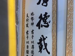 -荒岛实景沉浸密室(江汉路1店)