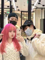 -HAIR CORNER